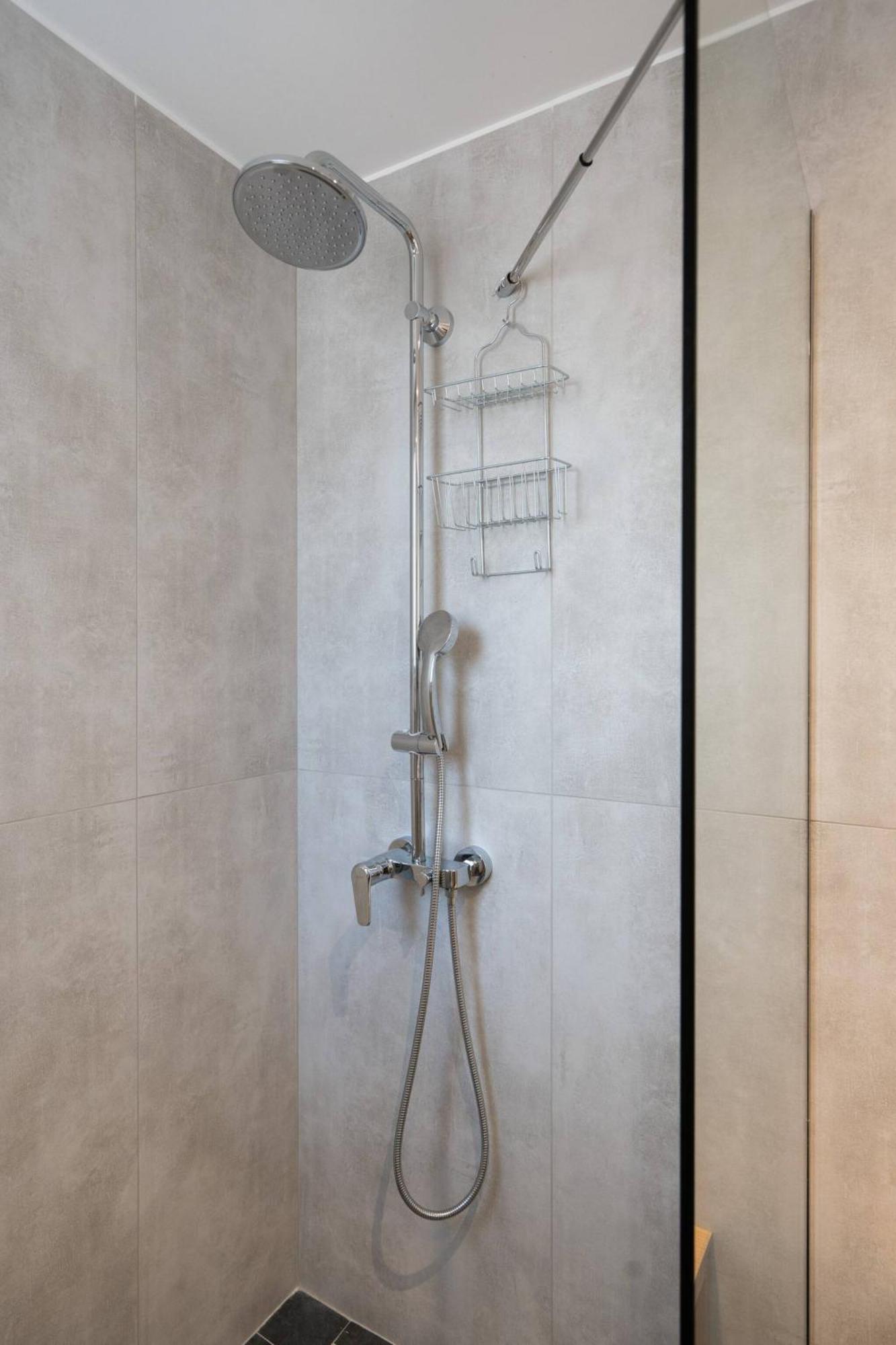 1Br Stylish Thiseio Charm Athens Exterior photo